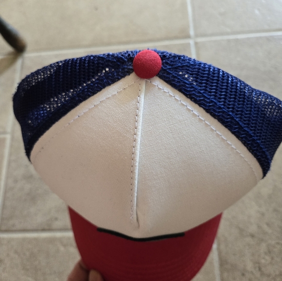 Prana Hat Red White Blue Adjustable Snapback Patch Mesh Trucker Dad Cap - Picture 2 of 5
